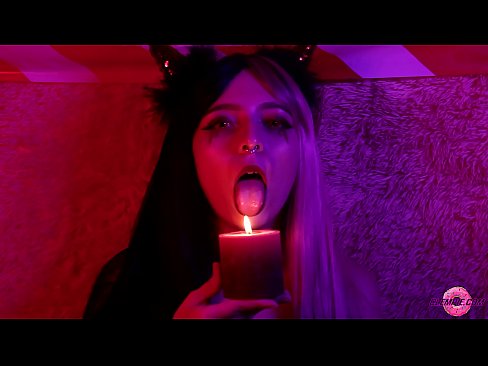 ❤️ Blowjob Ghairah dari Succubus Seksi dengan Mulut Penuh lucah super pada kami